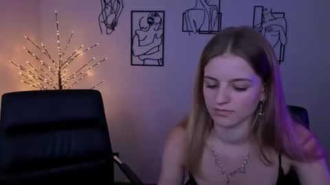 Snapshot of prettyamyy chatting on July 10, 2026, 9:45 am Ammy online show from July 10, 2026, 9:45 am