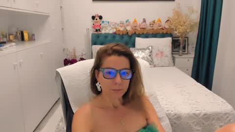 Snapshot of prettyblackeyes chatting on July 12, 2026, 5:31 am wilma online show from July 12, 2026, 5:31 am