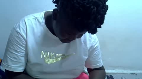 prettybooty1 online show from October 7, 2025, 4:15 pm