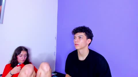 Snapshot of prettybunnies08 chatting on January 22, 2025, 10:48 pm Enzo Denis online show from January 22, 2025, 10:48 pm