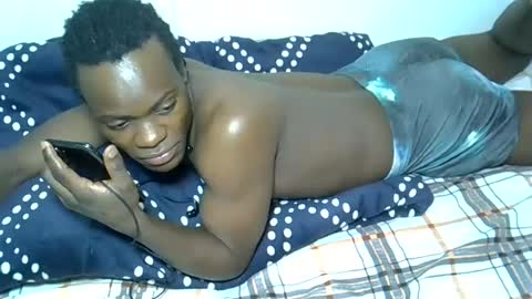 prettydiva2 online show from June 15, 2026, 1:24 pm