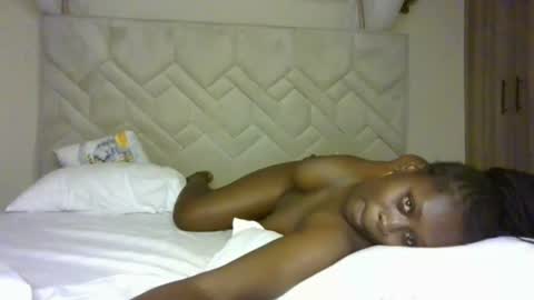 prettydulce online show from July 28, 2026, 3:21 pm