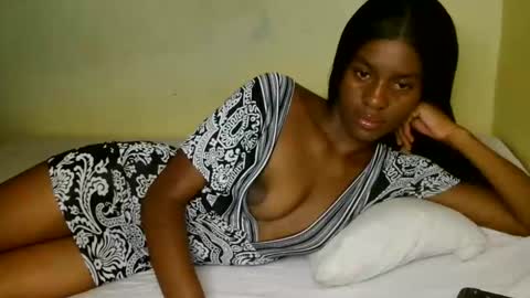 Snapshot of prettygoddess1 chatting on June 11, 2026, 1:27 am Mary online show from June 11, 2026, 1:27 am