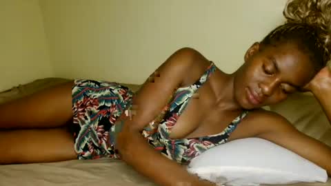 Snapshot of prettygoddess1 chatting on July 1, 2026, 5:20 am Mary online show from July 1, 2026, 5:20 am