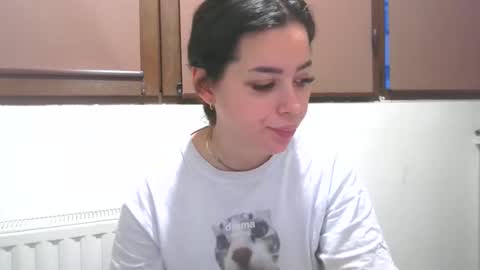 prettyjulliette online show from January 8, 2026, 2:52 pm