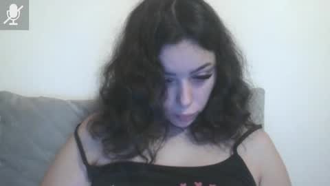 prettyjulliette online show from February 3, 2026, 6:02 pm