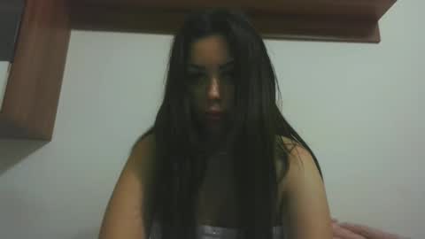 prettyjulliette online show from April 6, 2026, 3:13 pm