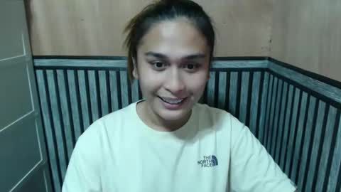 Snapshot of prettykate_04 chatting on October 7, 2025, 2:25 pm Kate online show from October 7, 2025, 2:25 pm