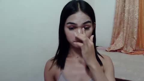 prettykhelcy online show from September 27, 2025, 11:37 am