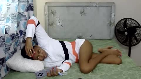 Prettylemmy online show from October 13, 2025, 12:38 pm