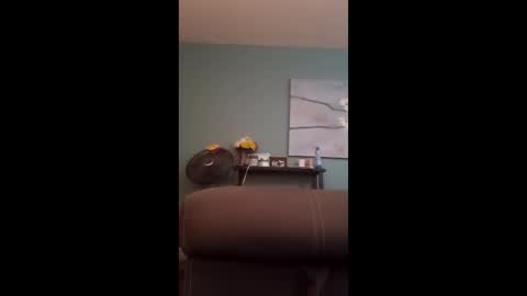 Mona Red online show from April 9, 2026, 8:25 pm