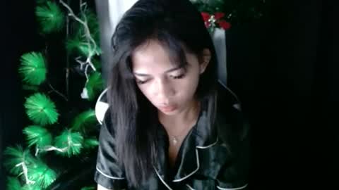 Snapshot of prettymiya chatting on November 30, 2025, 4:22 pm Miya 3 online show from November 30, 2025, 4:22 pm