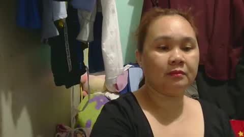 Snapshot of prettynhing chatting on February 15, 2025, 1:10 am Nhing online show from February 15, 2025, 1:10 am