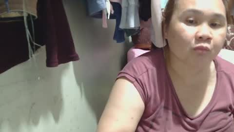 Snapshot of prettynhing chatting on February 27, 2025, 11:31 am Nhing online show from February 27, 2025, 11:31 am