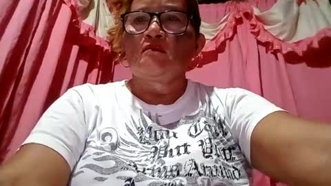 prettyrose01 online show from July 19, 2026, 1:37 pm
