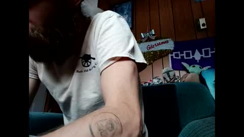 prettysolid7 online show from November 30, 2025, 6:56 pm