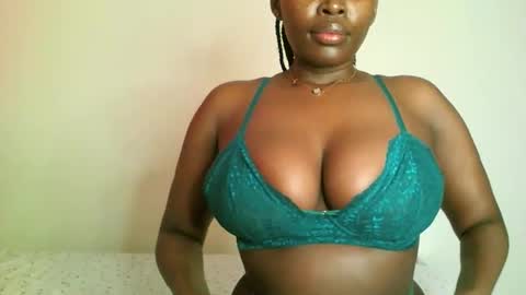 prettyvishy online show from October 26, 2025, 11:16 am