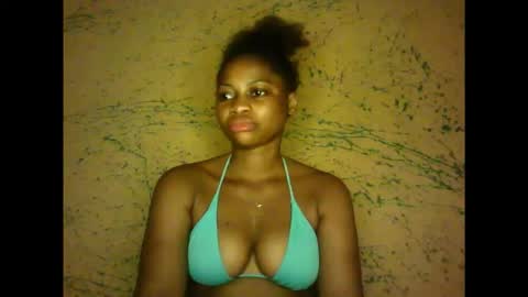 prettyxxpac online show from March 18, 2026, 3:31 am