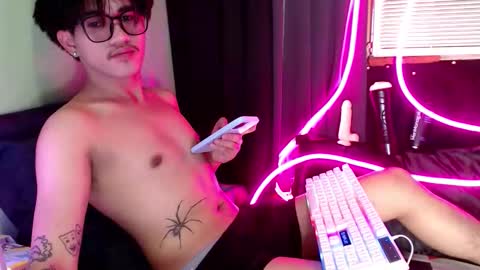 primekiannx_ online show from February 12, 2026, 8:53 am