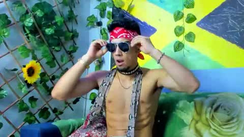 prince_arthur77 online show from October 8, 2025, 1:20 pm