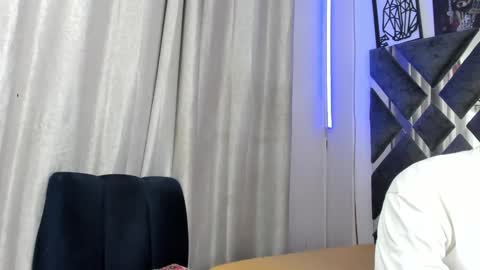 prince_arthur77 online show from October 19, 2025, 1:34 pm