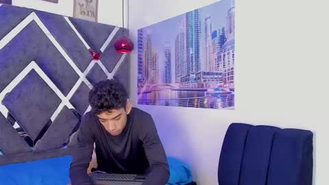 prince_arthur77 online show from February 6, 2026, 3:04 pm