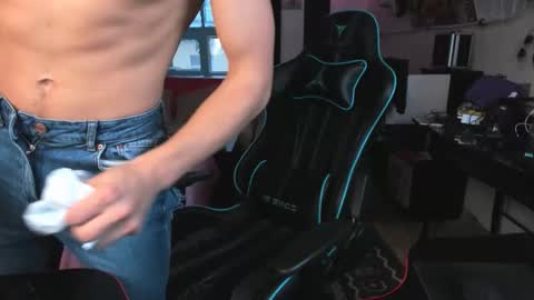 prince online show from December 1, 2025, 11:26 am