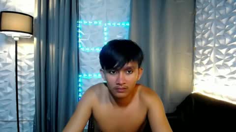 Snapshot of prince_zaijan chatting on March 9, 2025, 5:17 pm Prince Zaijan online show from March 9, 2025, 5:17 pm