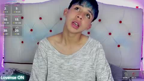 Snapshot of princeapolo_anki chatting on September 17, 2025, 9:27 pm Prince online show from September 17, 2025, 9:27 pm