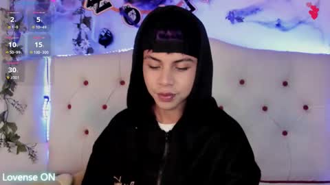 Snapshot of princeapolo_anki chatting on October 23, 2025, 9:57 pm Prince online show from October 23, 2025, 9:57 pm