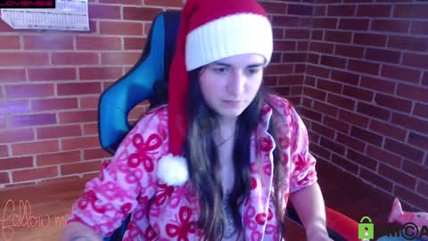 Snapshot of princesa_leia_zathur chatting on December 27, 2024, 7:24 pm Leia online show from December 27, 2024, 7:24 pm