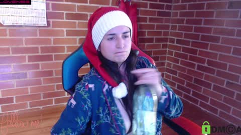 Snapshot of princesa_leia_zathur chatting on December 28, 2024, 6:08 pm Leia online show from December 28, 2024, 6:08 pm