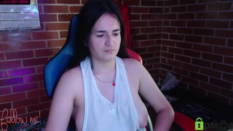Snapshot of princesa_leia_zathur chatting on January 15, 2025, 9:41 pm Leia online show from January 15, 2025, 9:41 pm