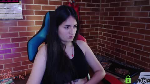 Snapshot of princesa_leia_zathur chatting on February 10, 2025, 5:19 pm Leia online show from February 10, 2025, 5:19 pm