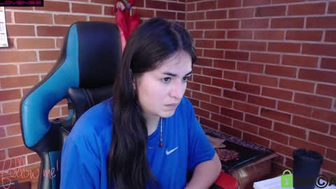 Snapshot of princesa_leia_zathur chatting on February 14, 2025, 12:57 pm Leia online show from February 14, 2025, 12:57 pm