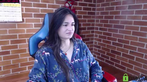 Snapshot of princesa_leia_zathur chatting on September 25, 2025, 1:15 pm Leia online show from September 25, 2025, 1:15 pm