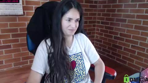 Snapshot of princesa_leia_zathur chatting on September 29, 2025, 3:06 pm Leia online show from September 29, 2025, 3:06 pm