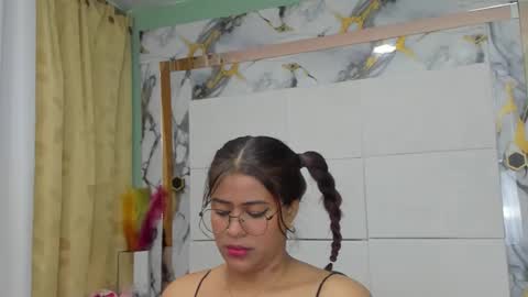 Snapshot of princesanddark chatting on November 30, 2025, 3:49 pm PrincesANDdark online show from November 30, 2025, 3:49 pm