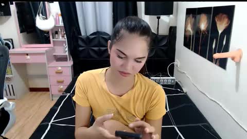 Snapshot of princess_018 chatting on October 26, 2025, 5:02 am Shane online show from October 26, 2025, 5:02 am