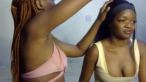 Snapshot of princess_bee1 chatting on October 23, 2025, 5:44 pm princess online show from October 23, 2025, 5:44 pm