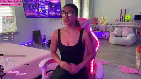 Snapshot of princess_cece chatting on February 18, 2025, 6:15 pm Cece NEXT LIVESTREAM -- DEC. 4th 7 PM CST online show from February 18, 2025, 6:15 pm