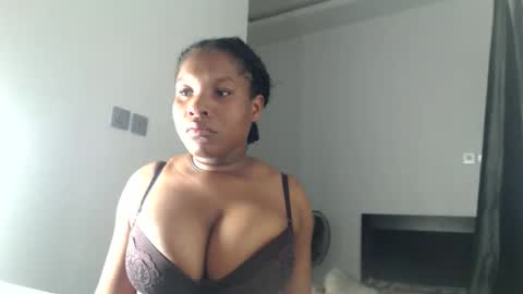 Snapshot of princess_karinaa chatting on April 5, 2026, 7:22 pm Karina online show from April 5, 2026, 7:22 pm