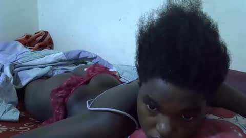 princess_scovia online show from April 14, 2026, 3:34 am