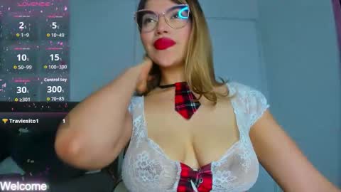  Call Me Cloe  online show from December 1, 2025, 11:10 pm