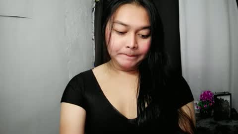 Snapshot of princessaimi69 chatting on November 6, 2025, 12:44 am Aimi online show from November 6, 2025, 12:44 am