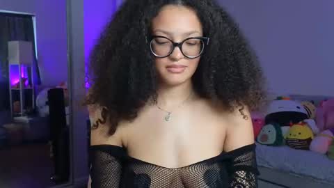 Snapshot of princessamberrrxo chatting on September 12, 2025, 9:15 pm Amber online show from September 12, 2025, 9:15 pm