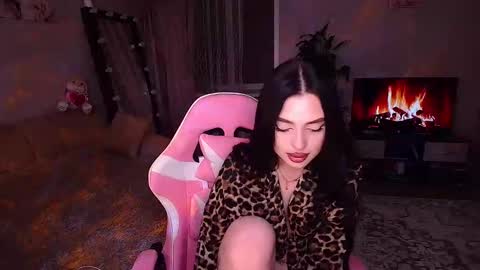 princessamira1 online show from February 1, 2026, 5:11 pm