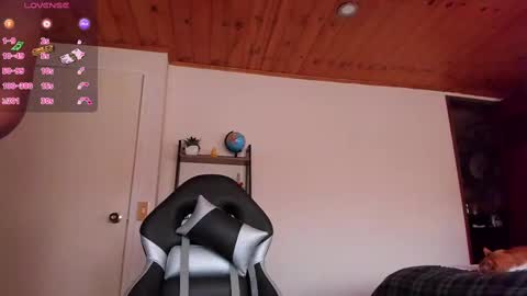 Cori online show from February 20, 2025, 1:40 pm