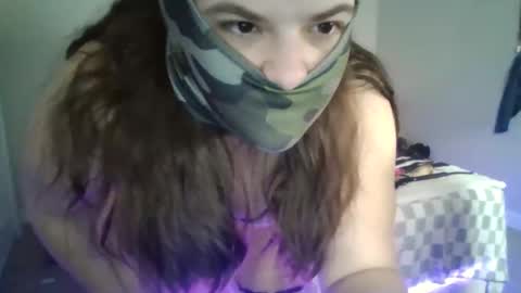 princessicekitten online show from March 9, 2026, 9:13 am