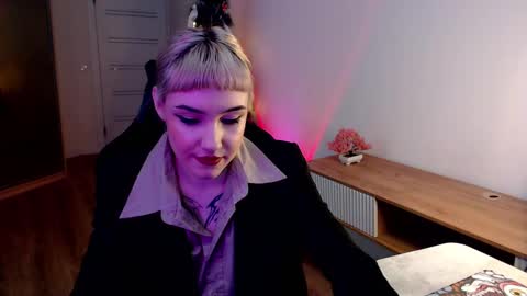 Snapshot of princessshy___ chatting on February 13, 2025, 12:54 pm 18 y.o online show from February 13, 2025, 12:54 pm